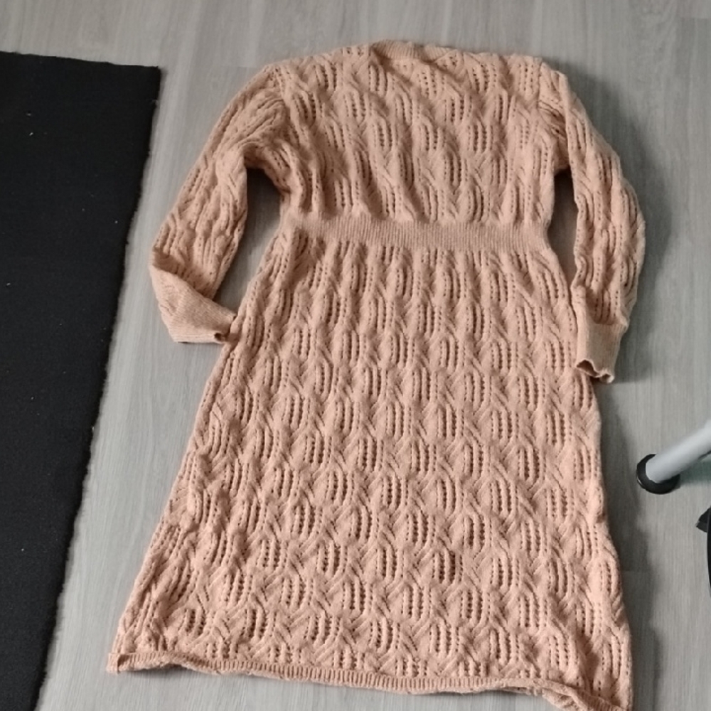 Elegant Tan Knit Long Sleeve Dress Sz XL - Picture 3 of 3
